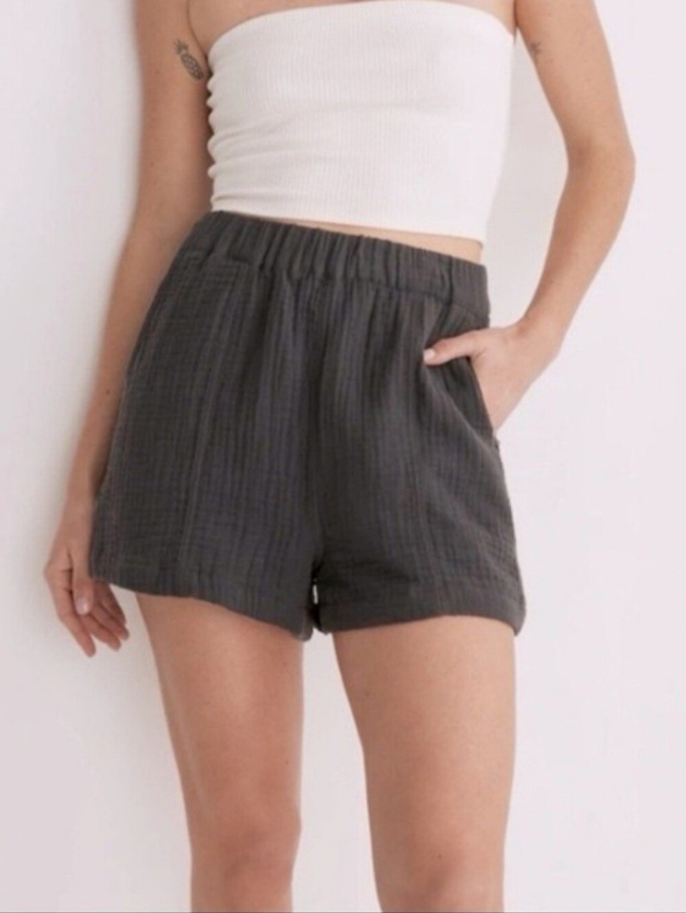 Madewell Charcoal Seamed Pull On Shorts - Gauze